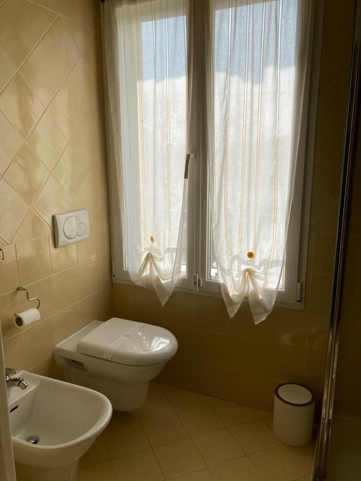 Lotus Country House Crespellano Bagian luar foto